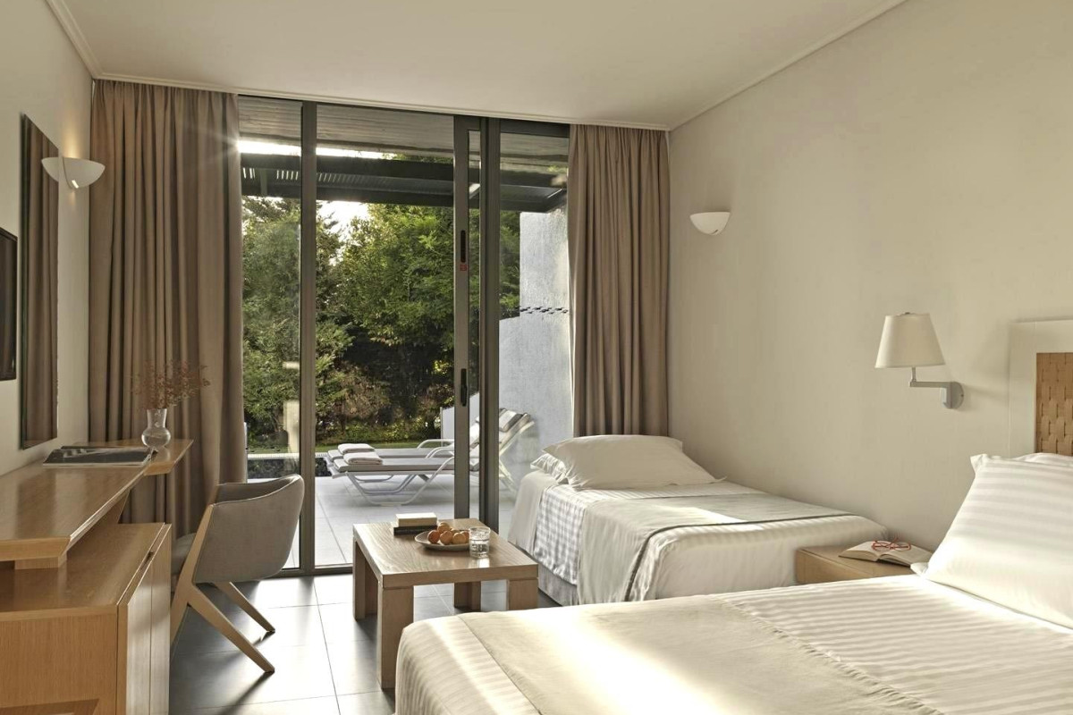 Kontokali Bay Resort & Spa
