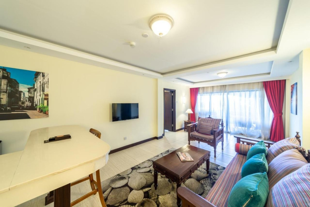Prideinn Paradise Beach Resort