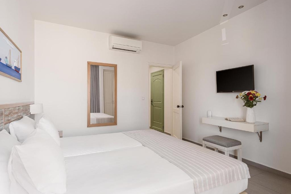 Erato Beach Hotel