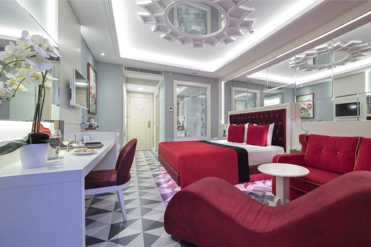 Granada Luxury Beach