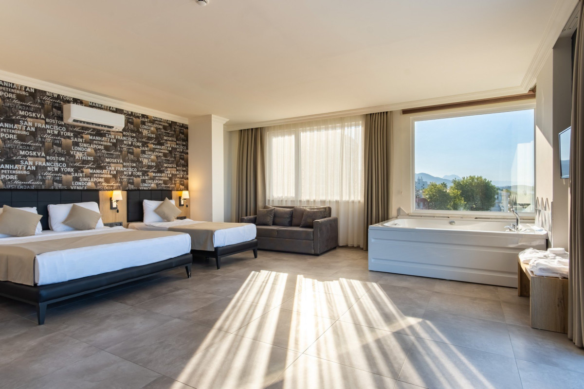 Grand Kolibri Prestige & Spa
