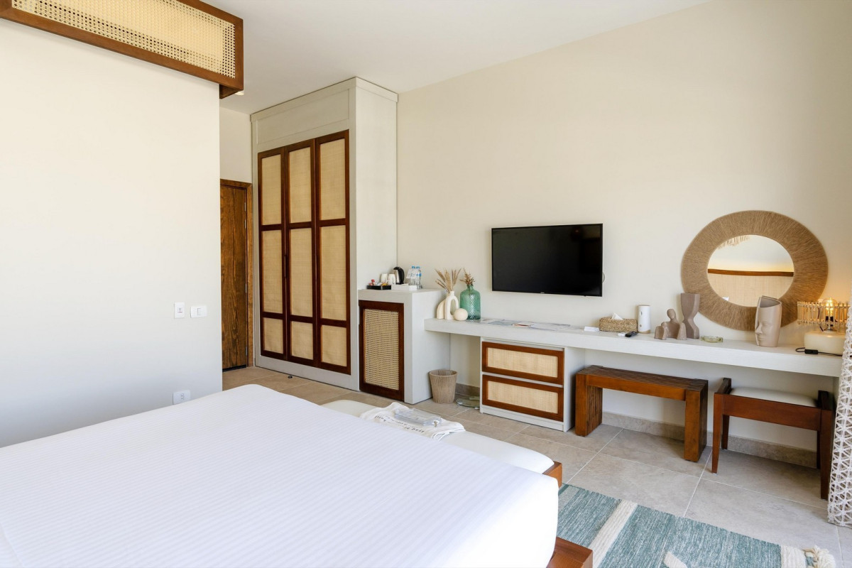 Kynd Resort