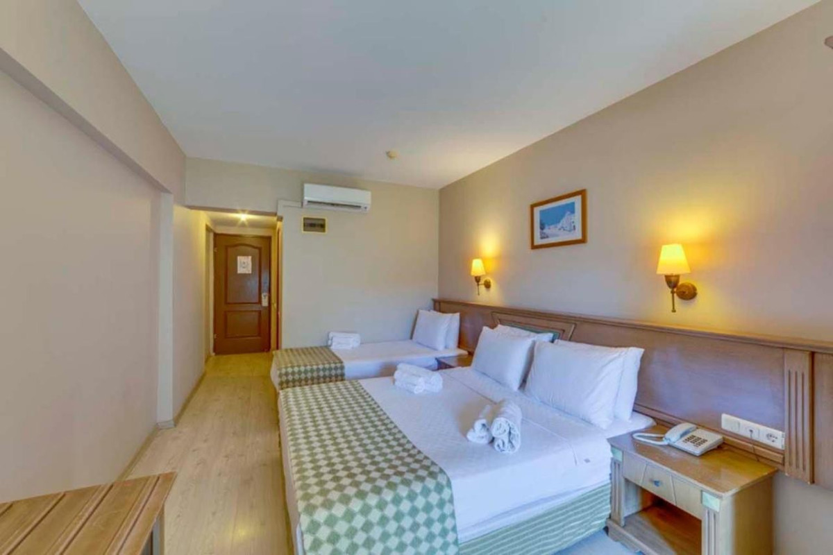 Smart Stay Beach Hotel