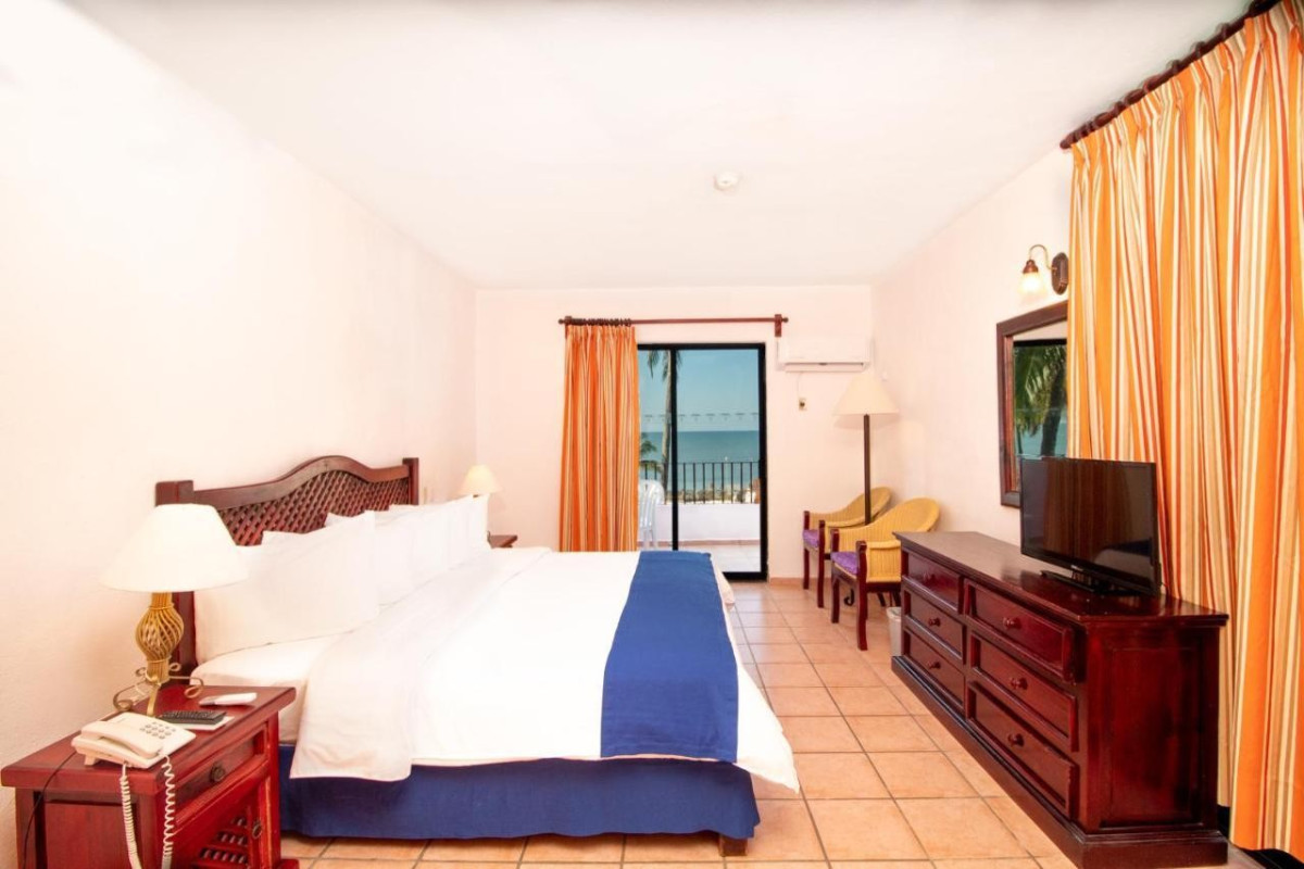 Royal Decameron Complex