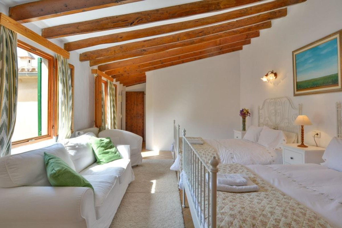 Can Busquets - Hotel D'interior