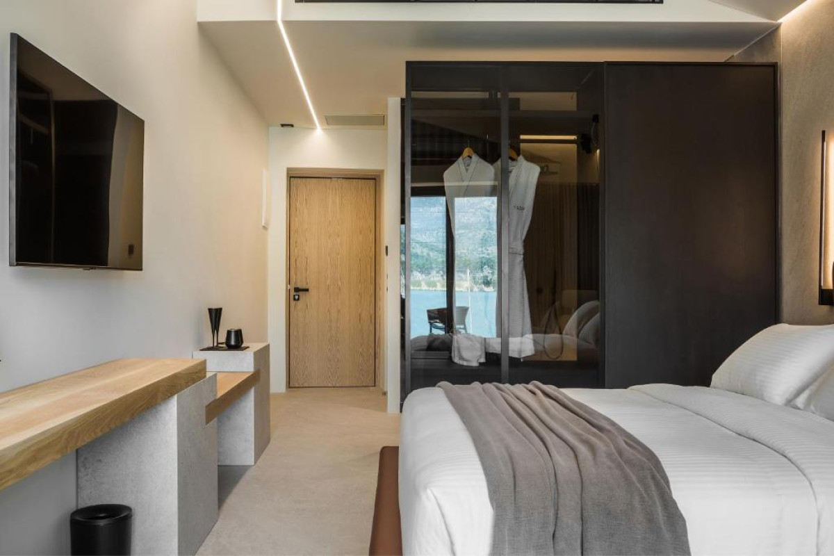 Canale Hotel & Suites