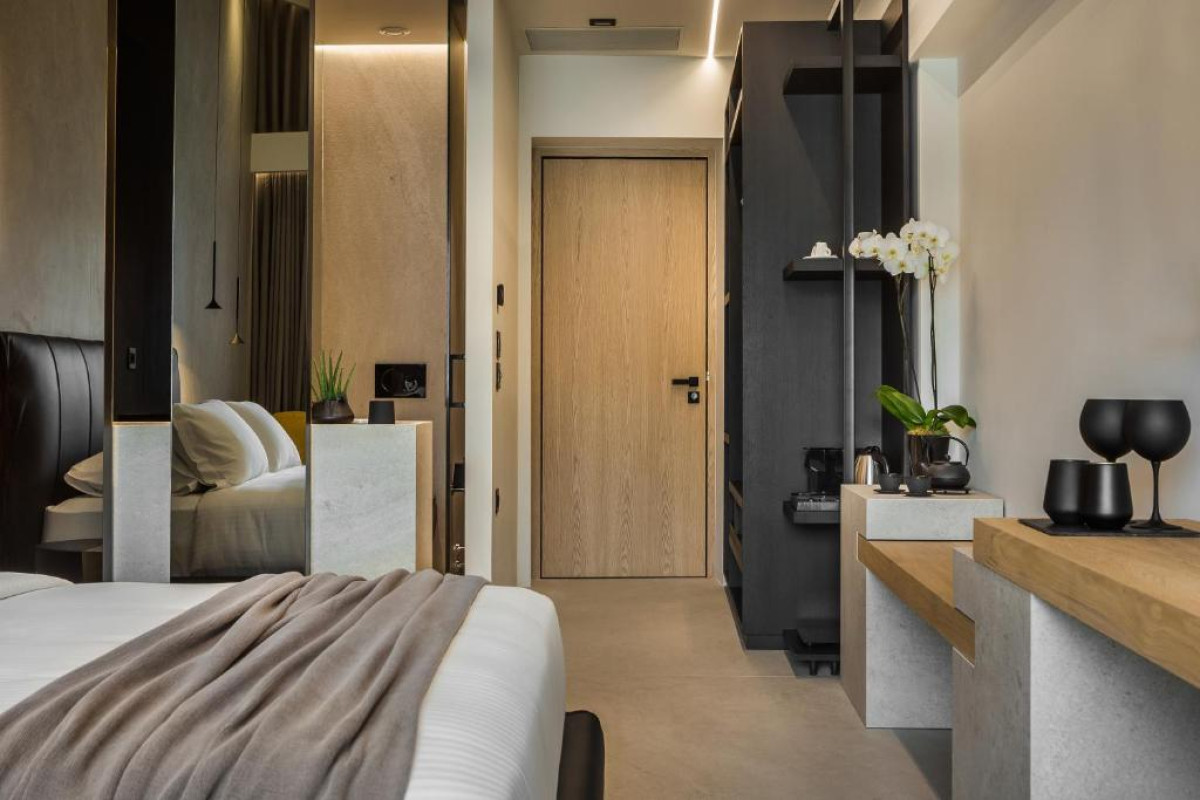 Canale Hotel & Suites