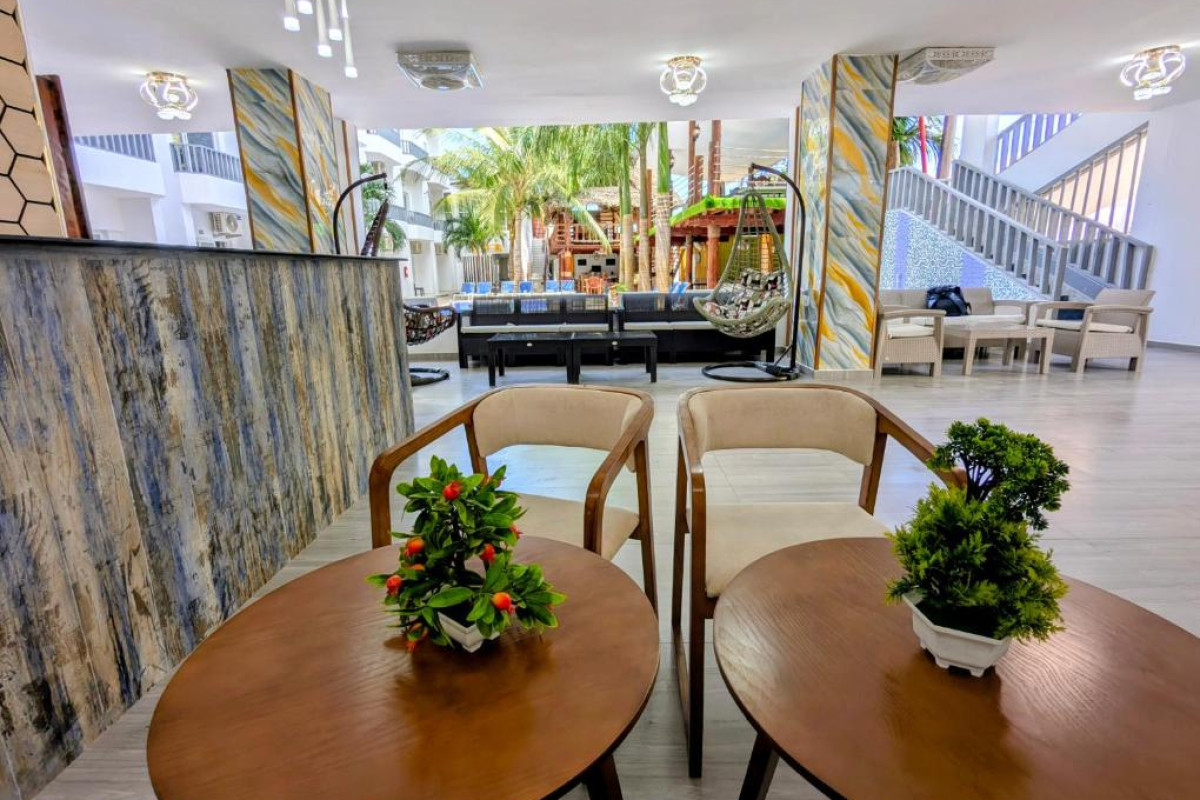 Canary Golden Hotel