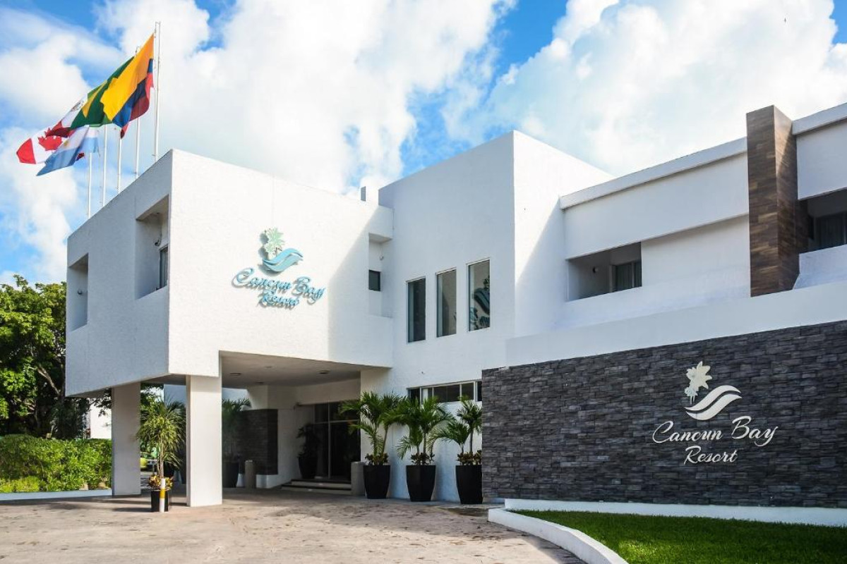 Cancun Bay Resort