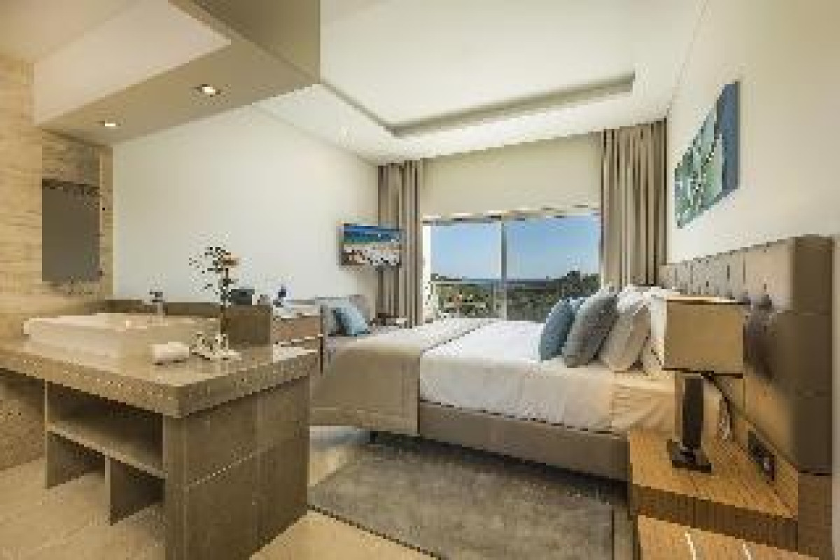 Caneiros Luxury House & Suites