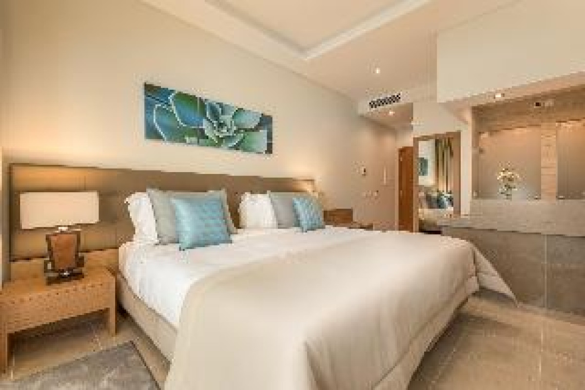 Caneiros Luxury House & Suites