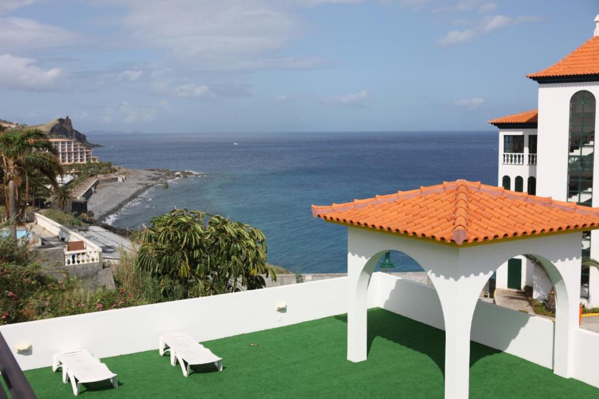 Hotel Canico Bay Club
