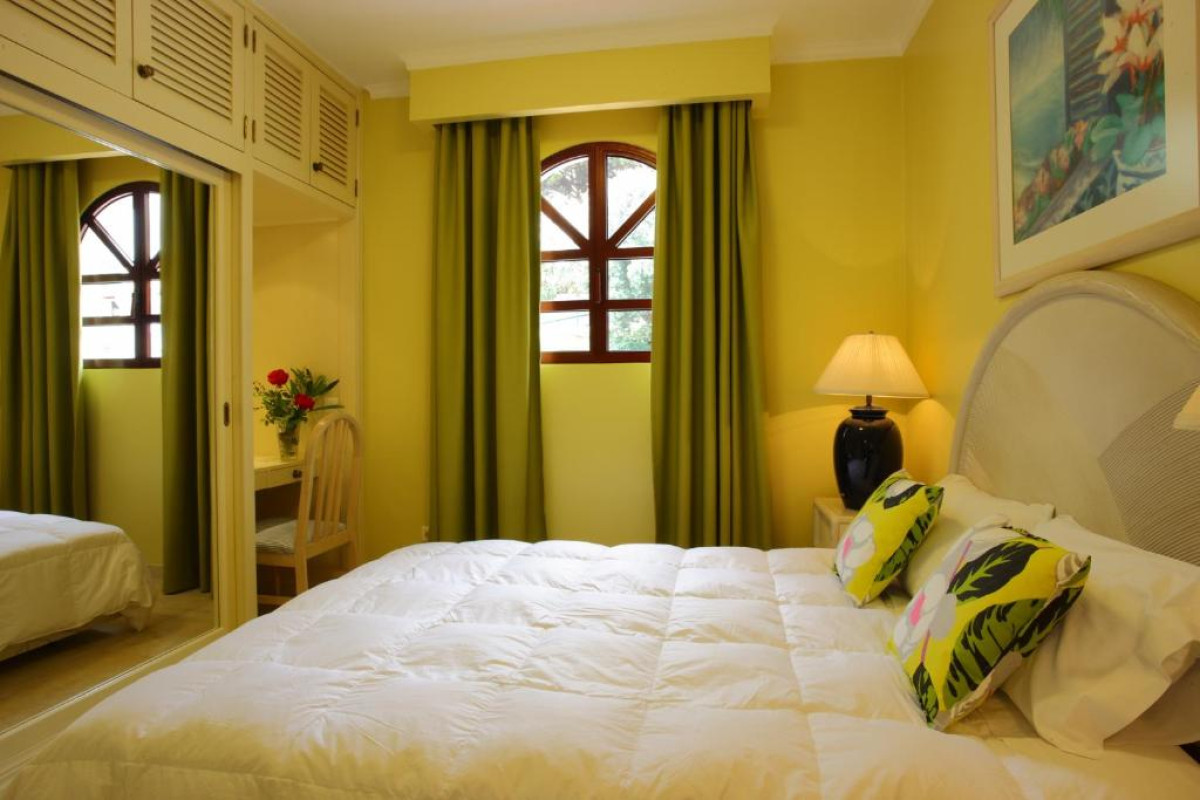 Hotel Canico Bay Club