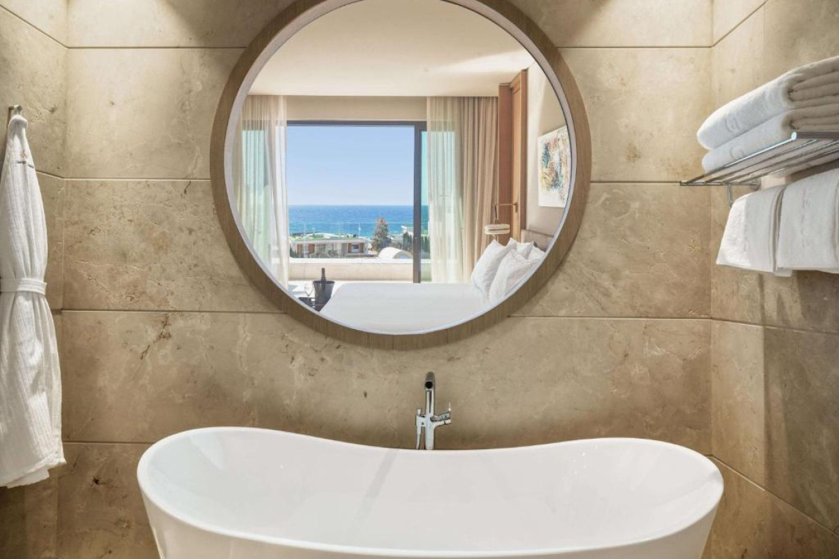 CAP ST GEORGES HOTEL