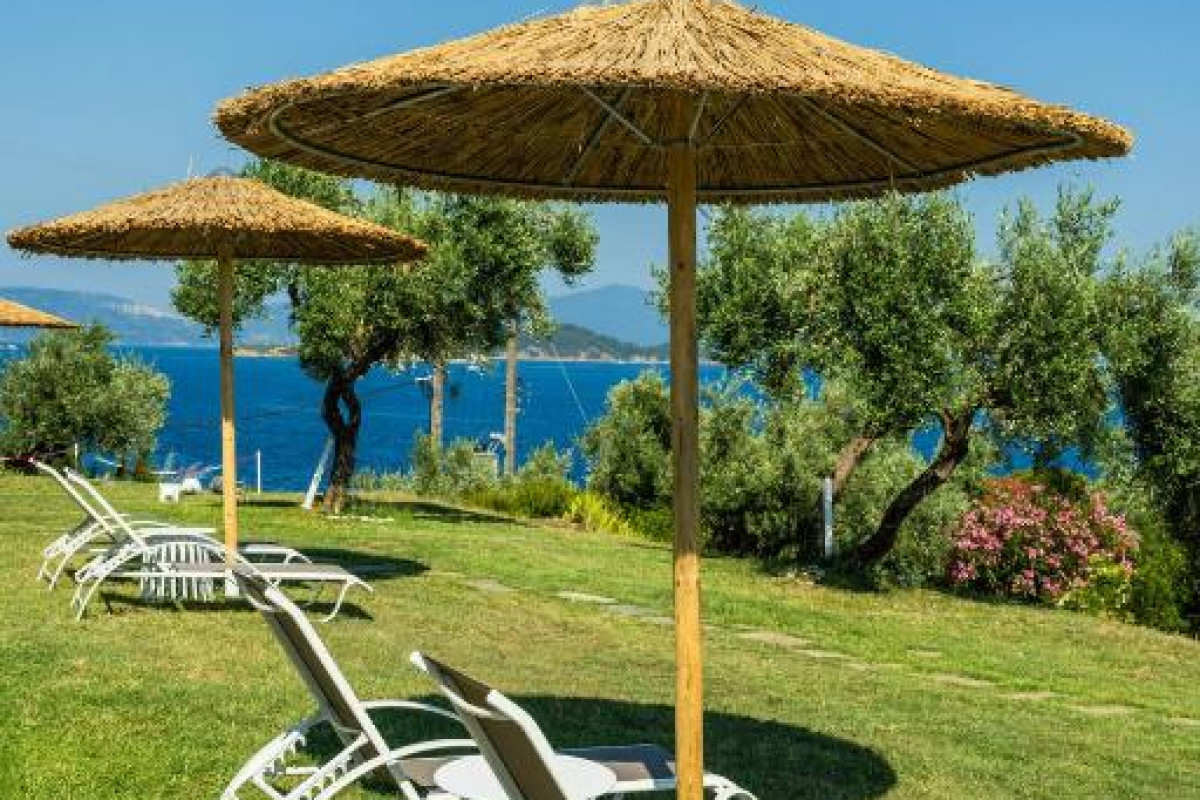 Cape Blue Suites