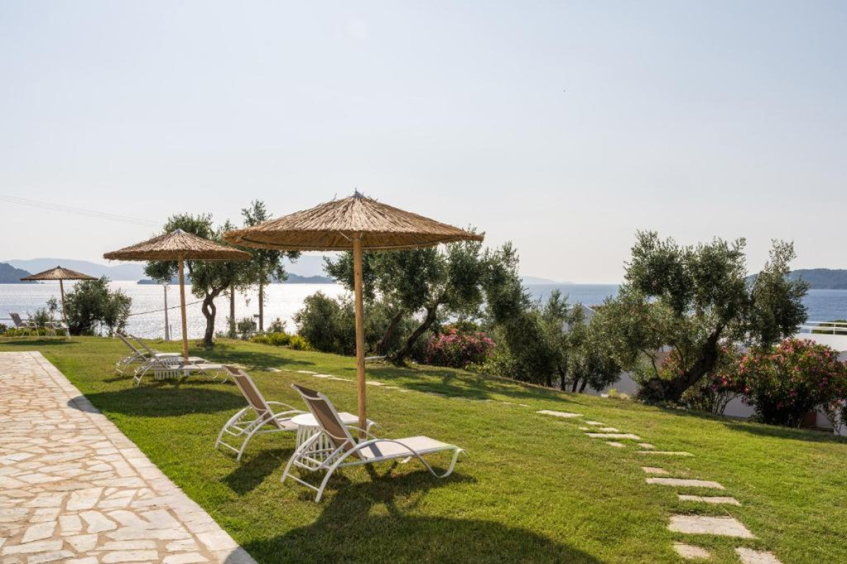 Cape Blue Suites