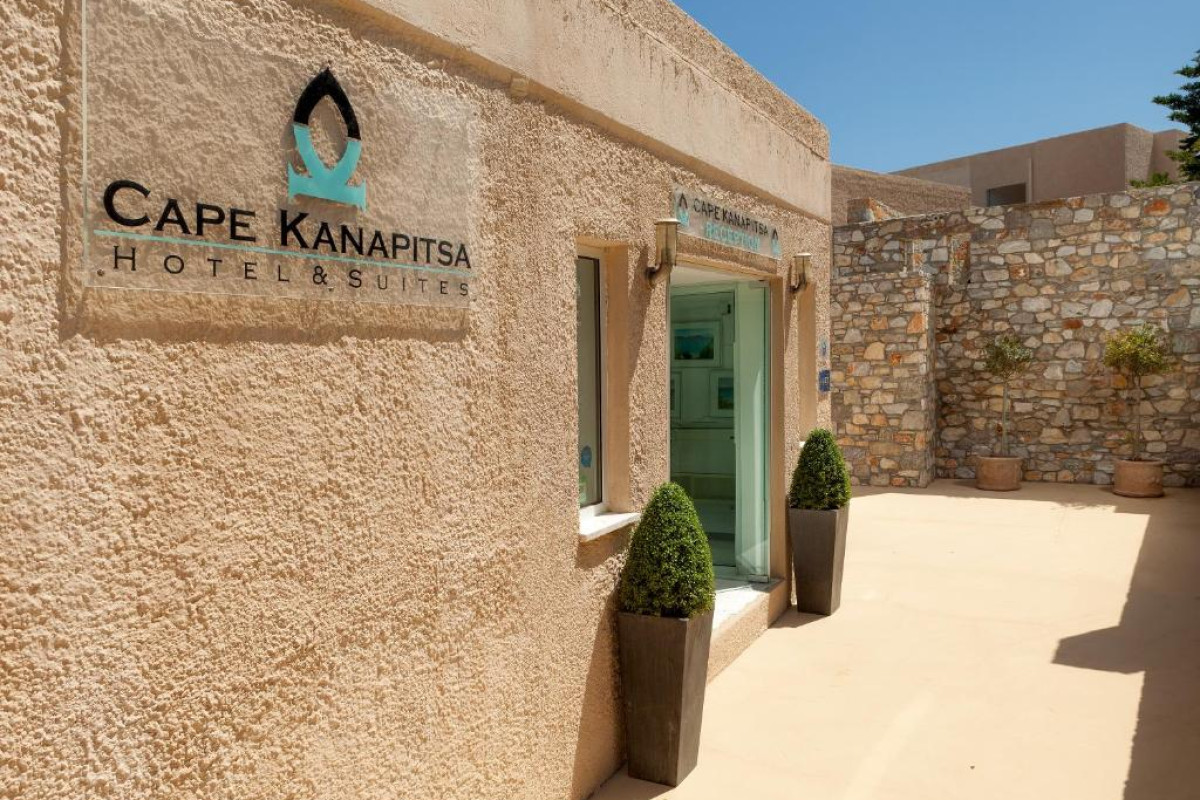 Cape Kanapitsa Hotel Suites