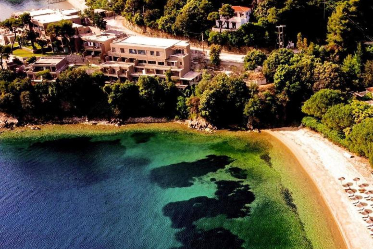 Cape Kanapitsa Hotel Suites