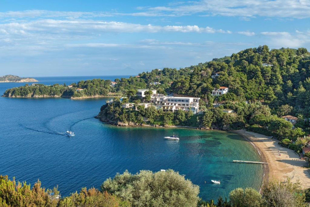 Cape Kanapitsa Hotel Suites