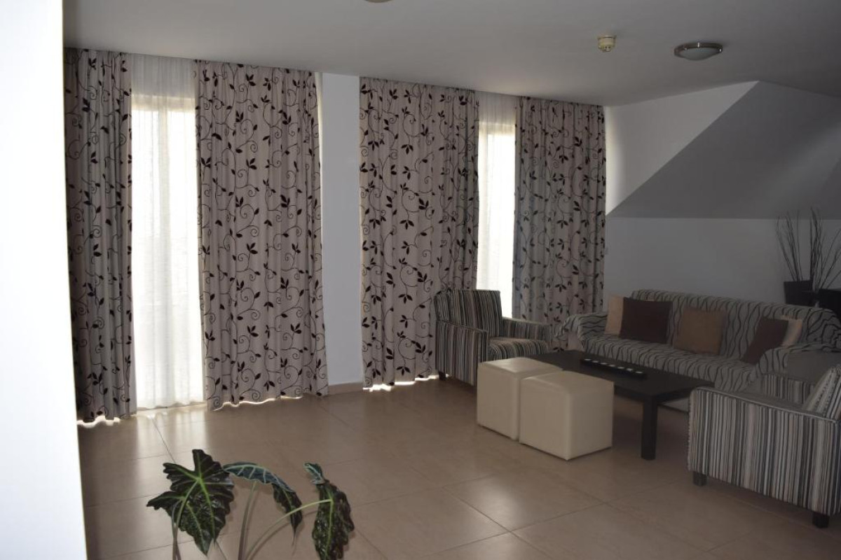 CAPITAL COAST RESORT