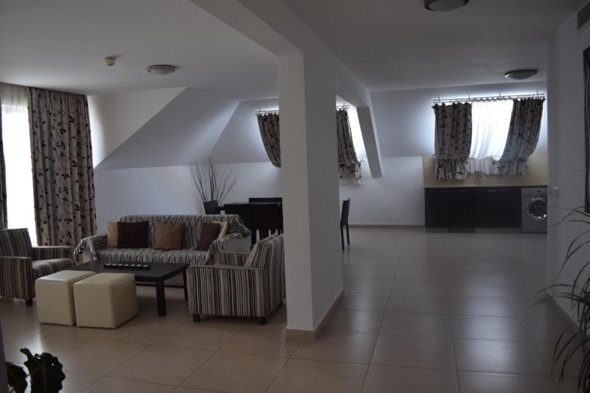 CAPITAL COAST RESORT