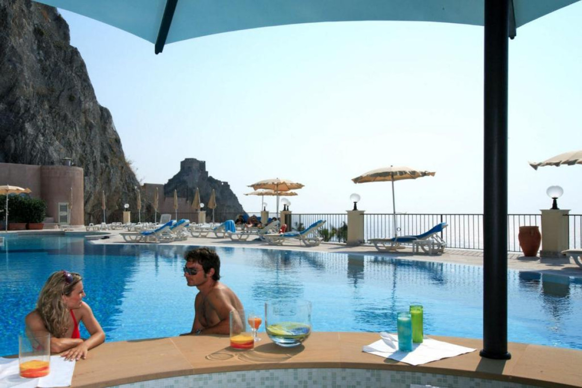 CAPO DEI GRECI – TAORMINA COAST RESORT HOTEL & SPA