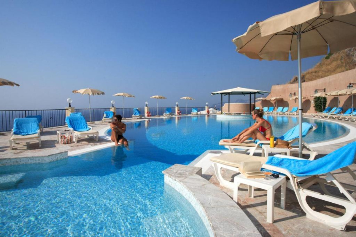 CAPO DEI GRECI – TAORMINA COAST RESORT HOTEL & SPA