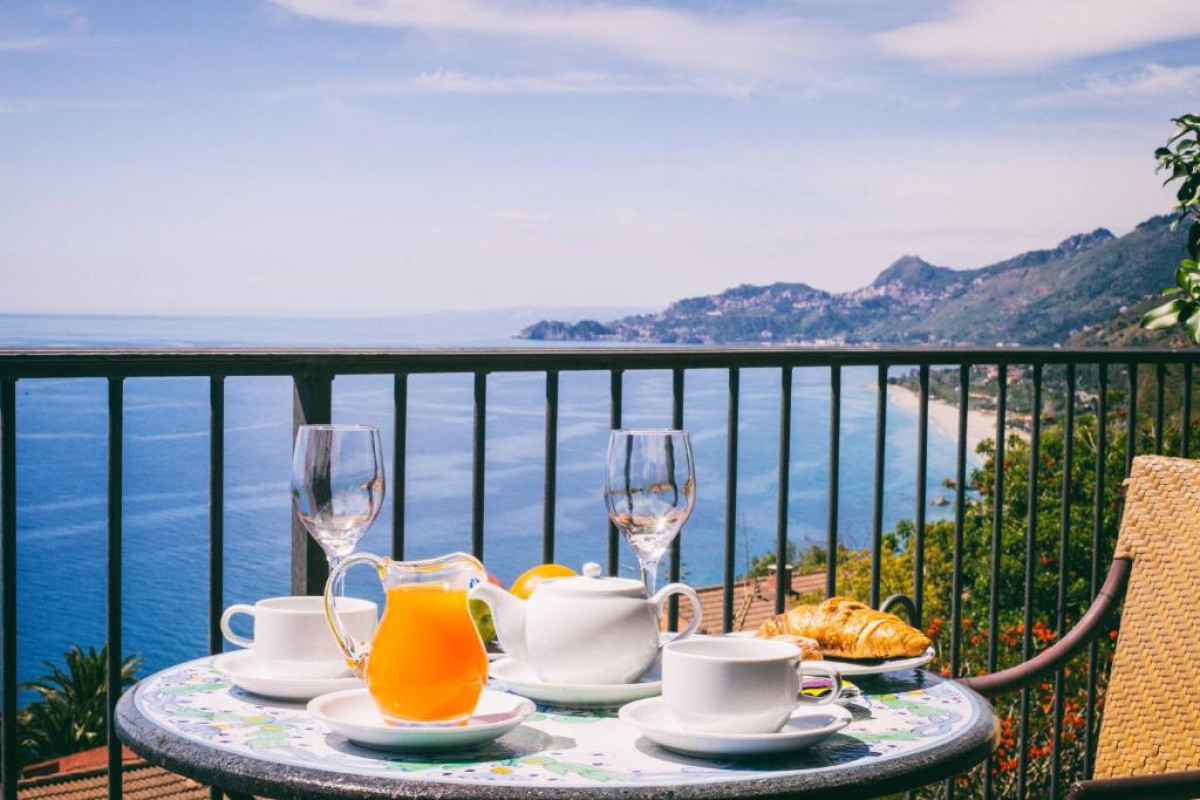 CAPO DEI GRECI – TAORMINA COAST RESORT HOTEL & SPA