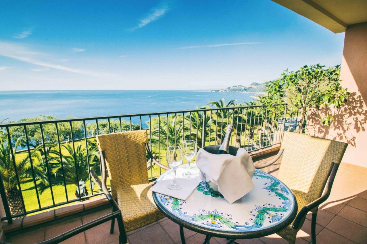 CAPO DEI GRECI – TAORMINA COAST RESORT HOTEL & SPA