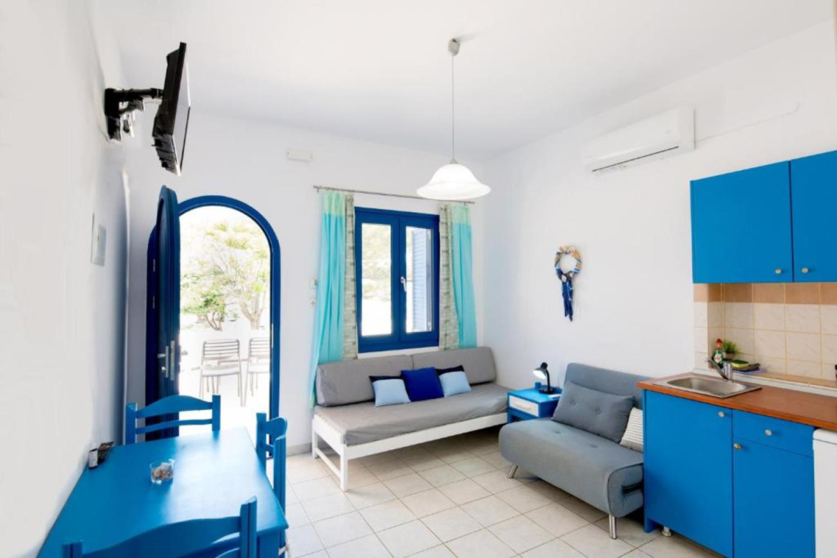 Captain's Beach Apartments