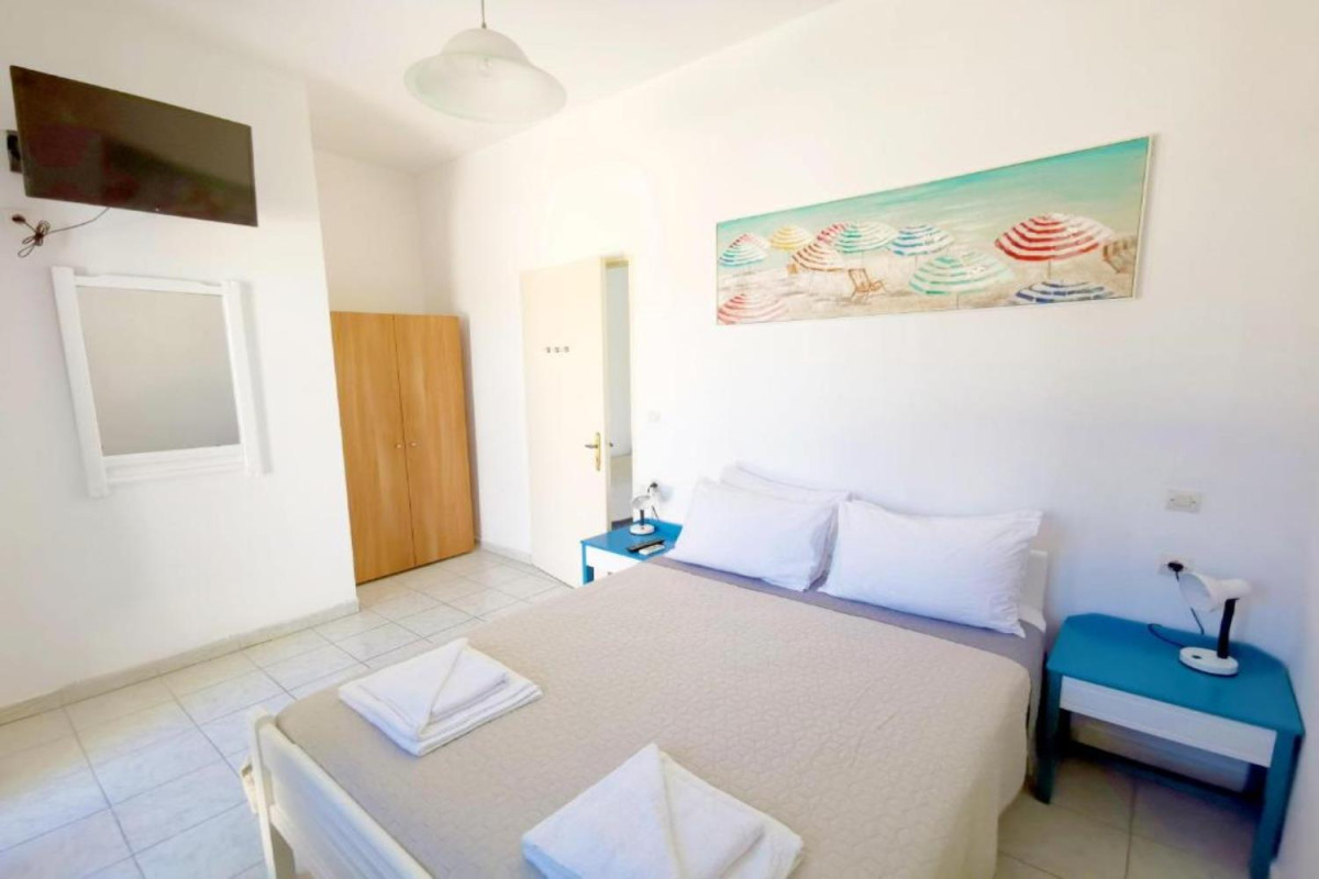 Captain's Beach Apartments