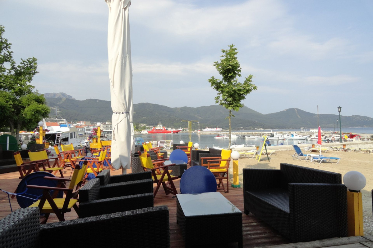 Captain's Beach Apartments
