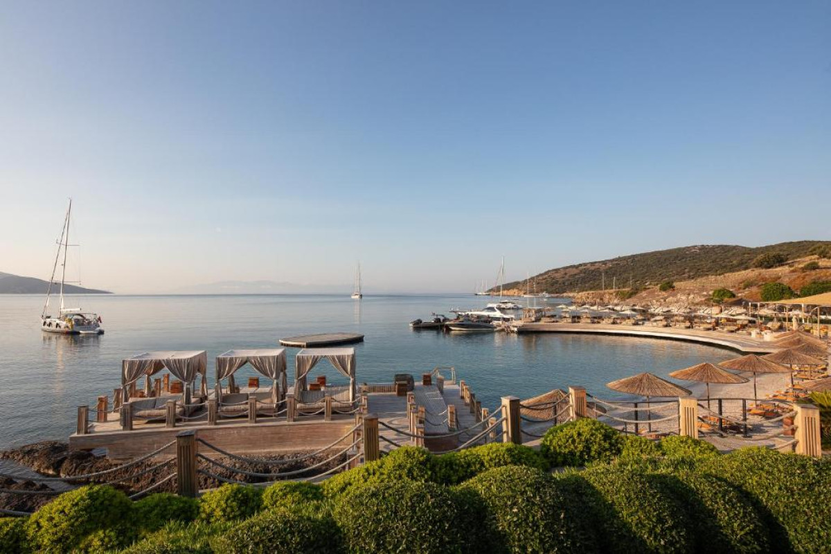 CARESSE LUXURY COLECTION RESORT SPA
