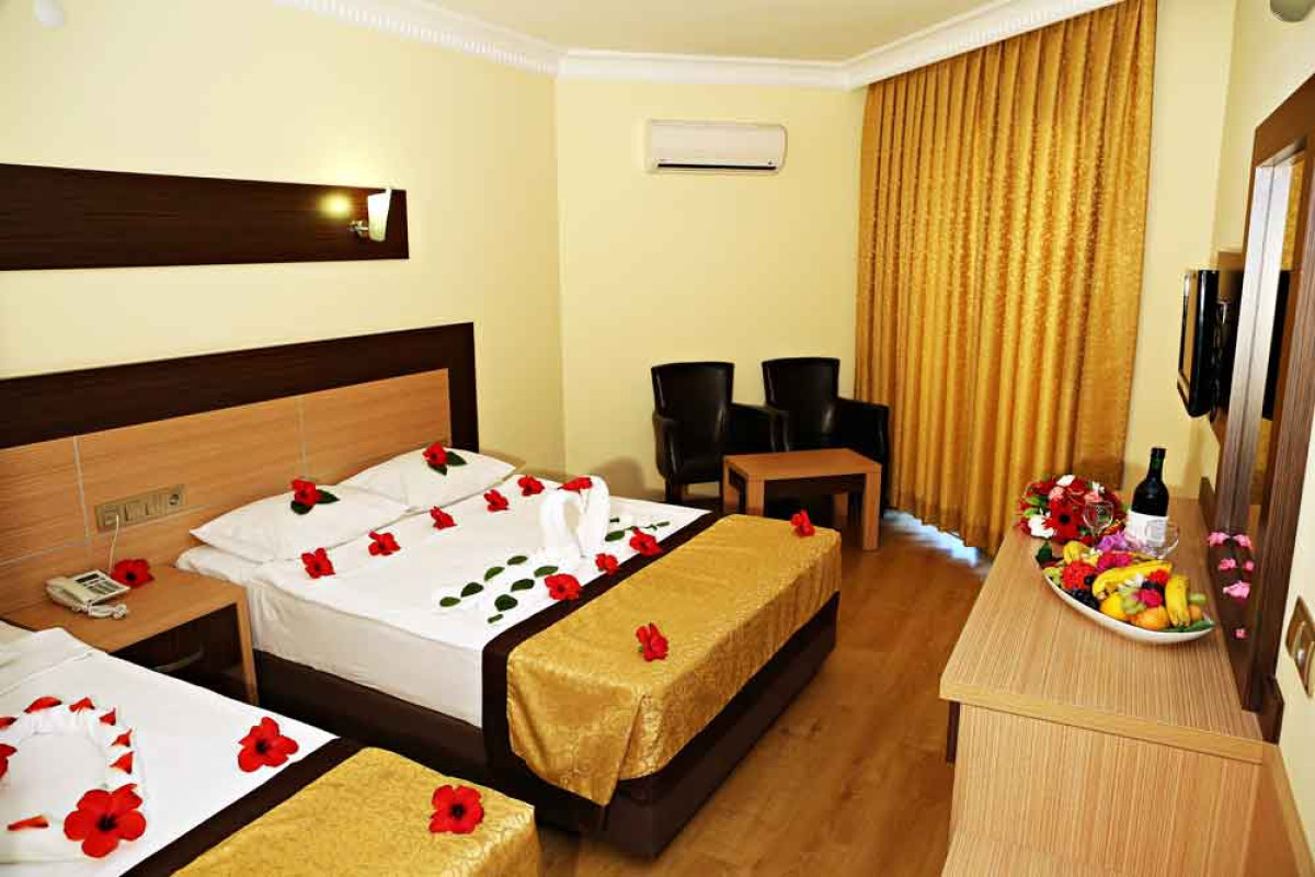 CARETTA BEACH HOTEL