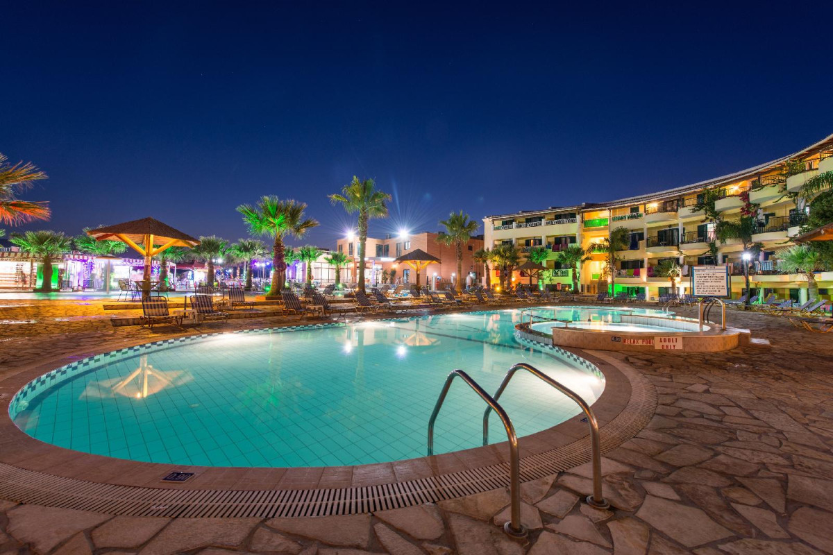 Caretta Beach Resort & Waterpark