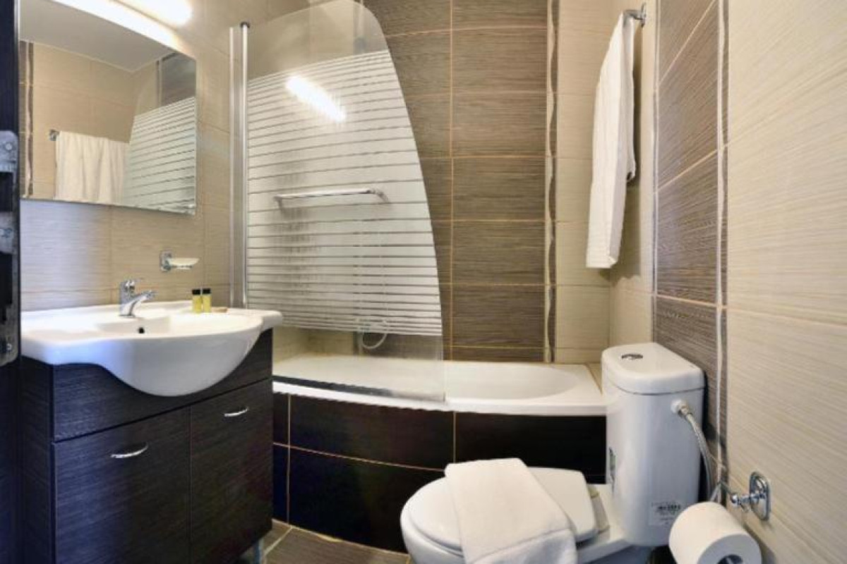 Carisa Suites and Apartments