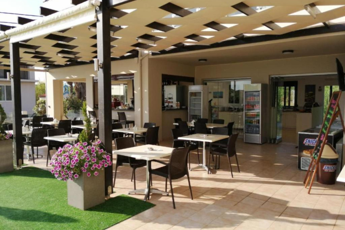 Carisa Suites and Apartments