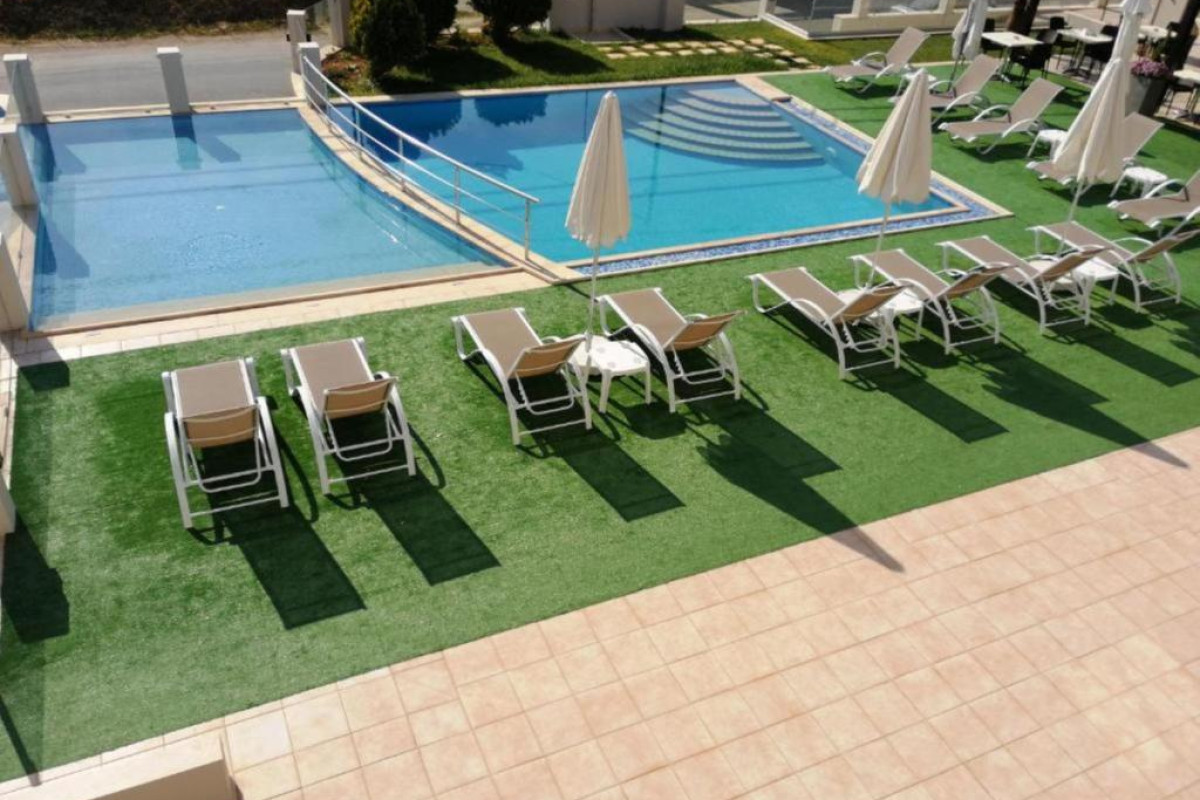 Carisa Suites and Apartments