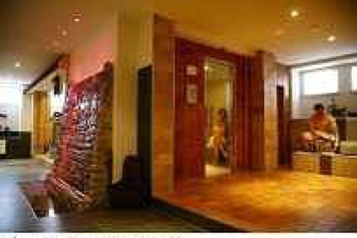 Carlton-Europe Hotel