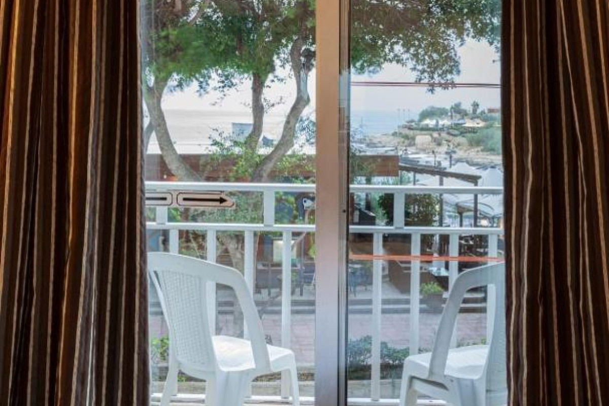 Carlton Hotel