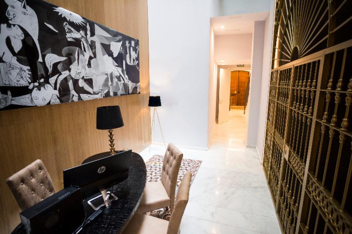 Casa de la Merced Suites