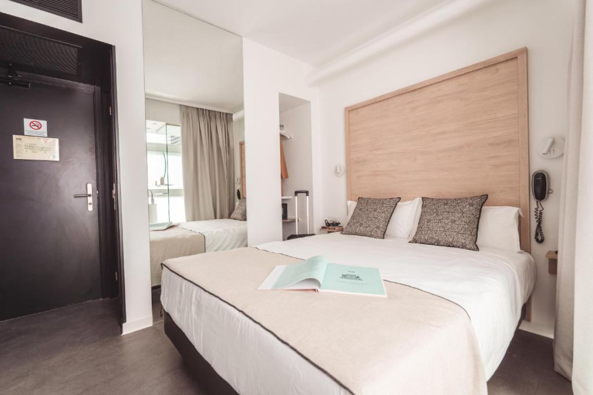 Casa Lit Barcelona by Ona