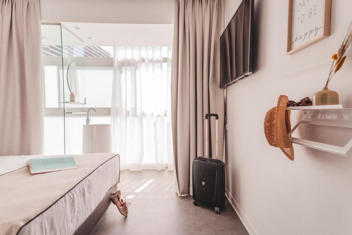 Casa Lit Barcelona by Ona