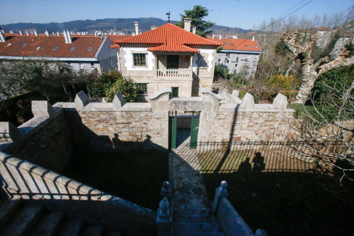 Casa Lois