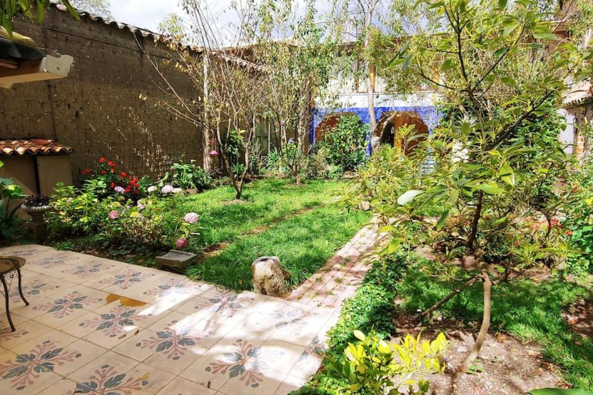 Casa Montalvo Bed & Breakfast