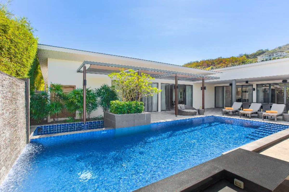 CASABAY LUXURY POOL VILLAS