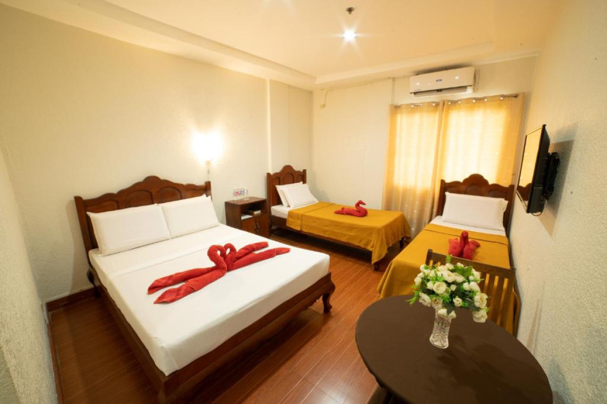 Hotel Casanas Suites