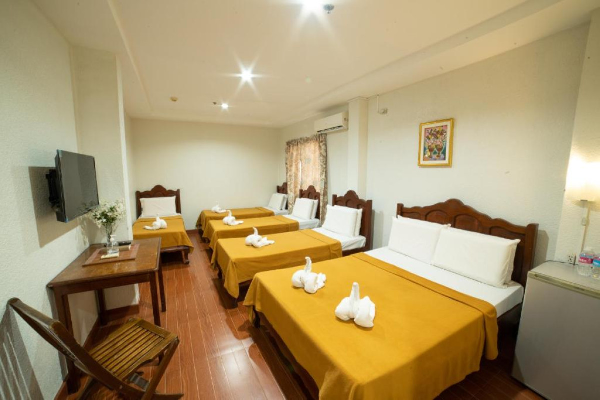 Hotel Casanas Suites