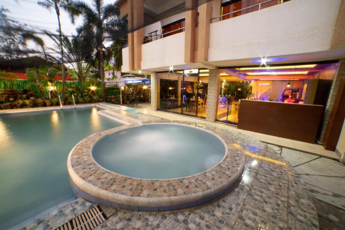 Hotel Casanas Suites