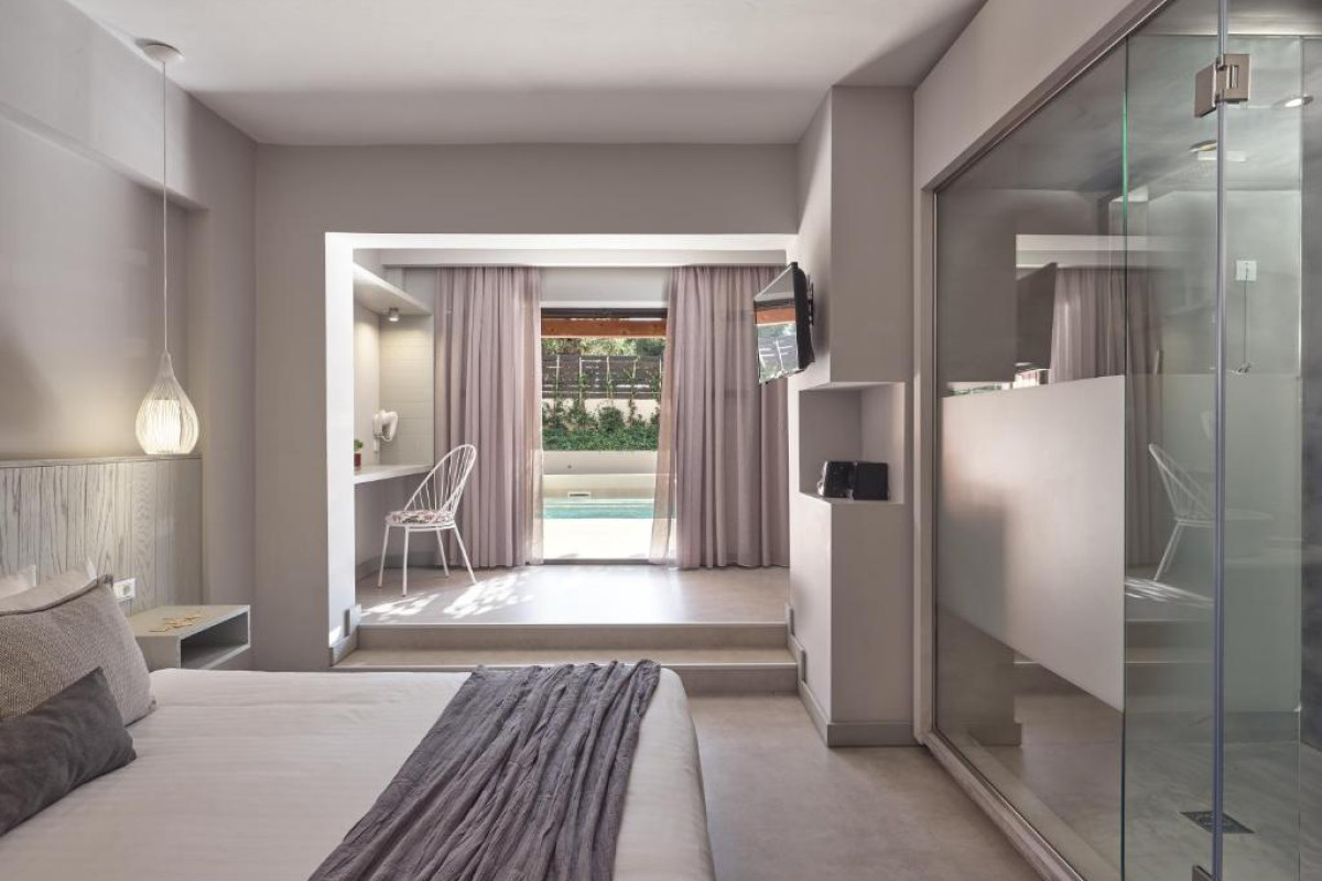 CASTELLI HOTEL - AGIOS SOSTIS (ADULTS ONLY OVER 16 YO)